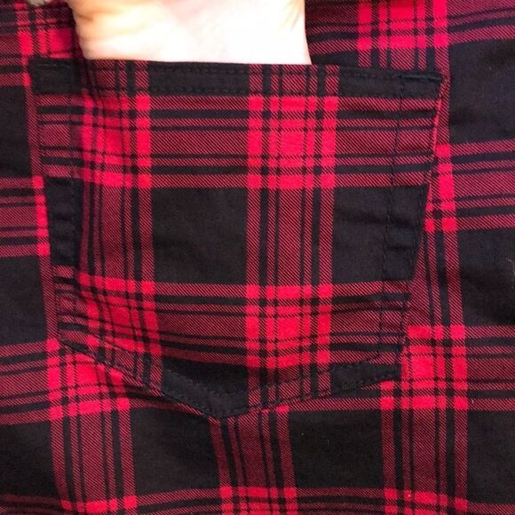 Plaid Red & Black Overalls Junior’s XL - Picture 10 of 12
